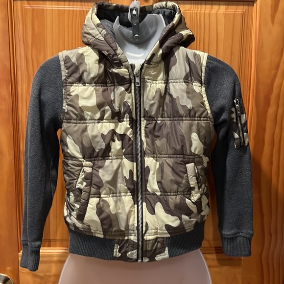 Tucker + Tate Other - Tucker + Tate Kids' Mountain Crest Nylon & Fleece Hooded Camo Jacket